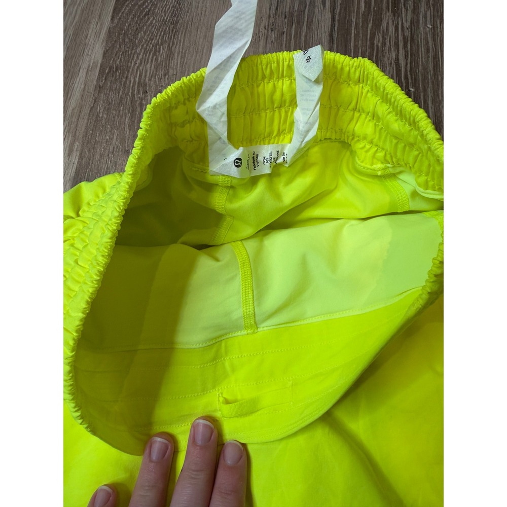 Lululemon Hotty Hot High-Rise Skirt 4 Highlight Yellow Neon Running Skort Flawed - Picture 8 of 11